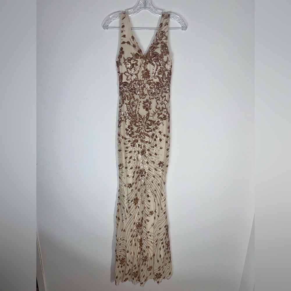Kalinnu Champagne Sequins Mermaid Evening Gown dress Size Medium New with tags - Picture 9 of 14